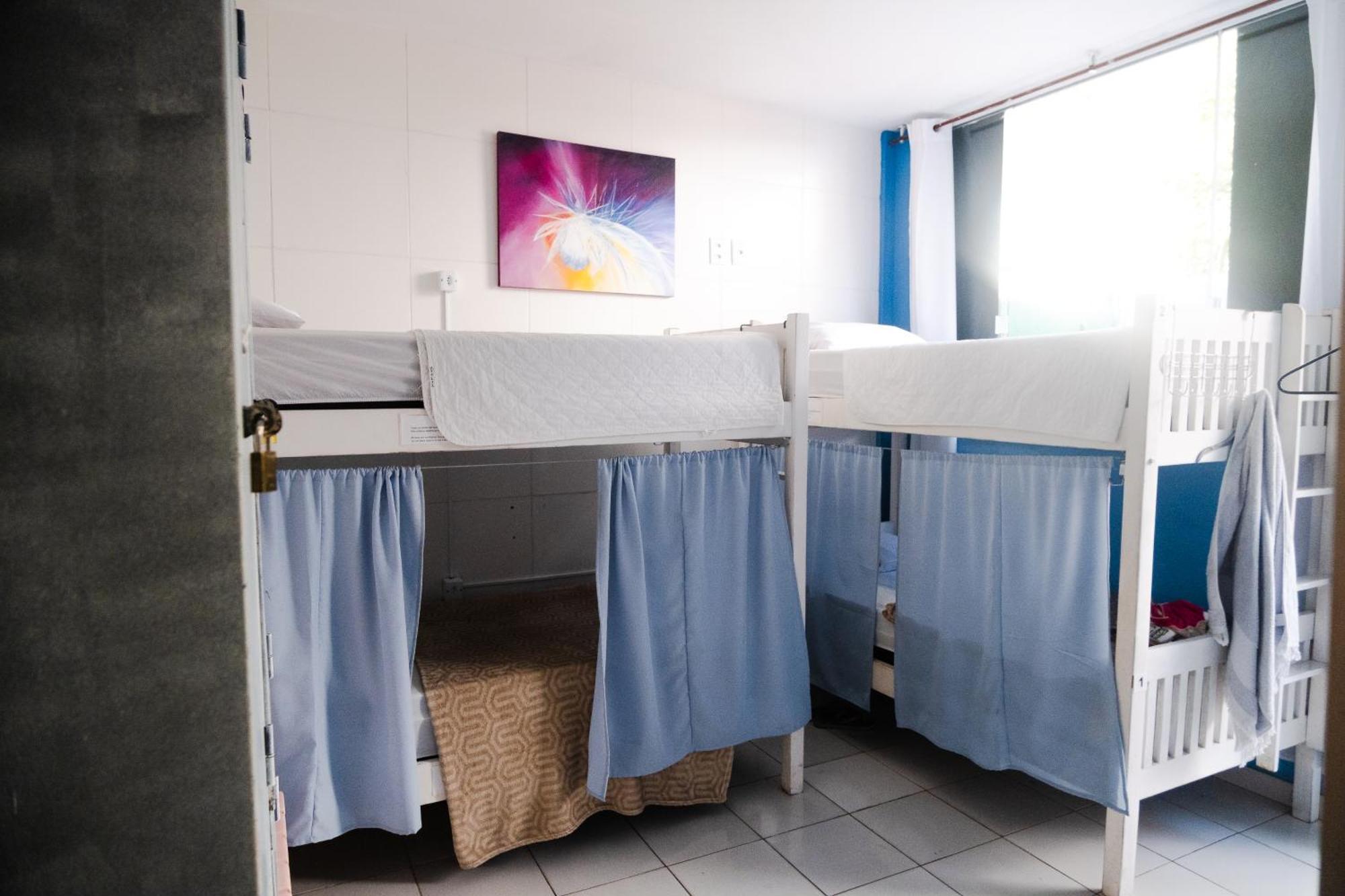 Nomads Hostel Multicultural & Coworking Сальвадор Экстерьер фото