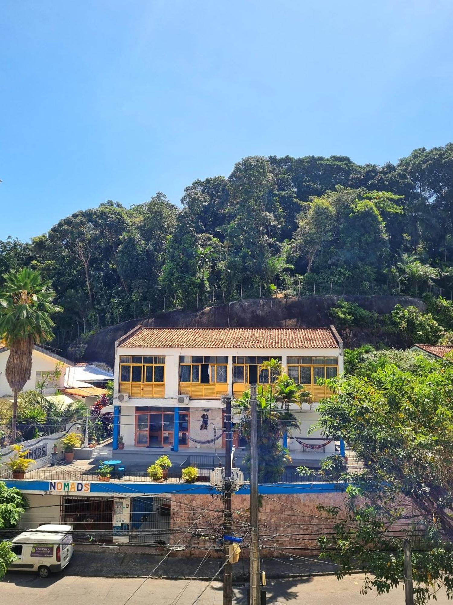 Nomads Hostel Multicultural & Coworking Сальвадор Экстерьер фото
